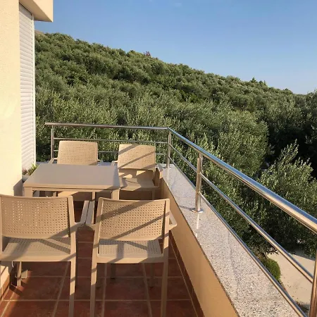 Jurisic Apartman Tucepi